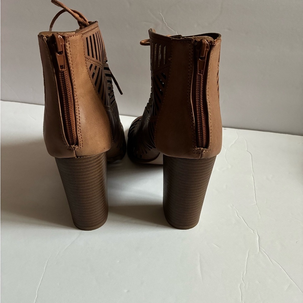 Brown Lace-Up Heeled Sandals - Picture 6 of 6
